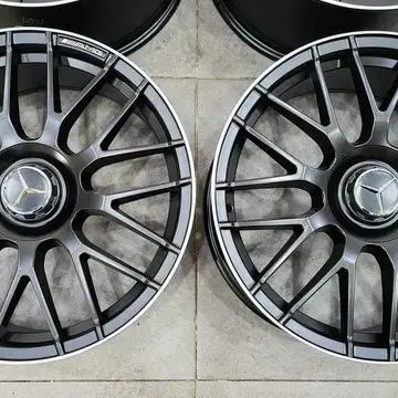 19인치 벤츠 C63AMG.st 블랙림폴리쉬 신품휠 1대분