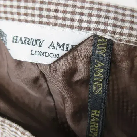 HARDY AMIES 하디에이미 꽃아플리케 펀칭자수 플레어 면스커트