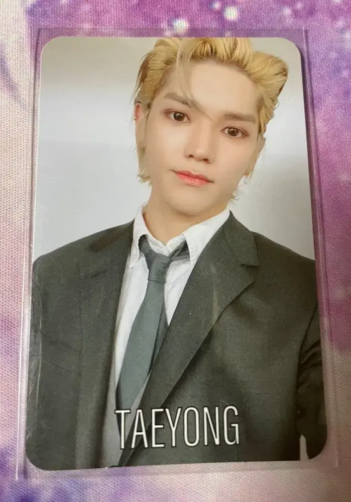 Loveholic A taeyong photocard