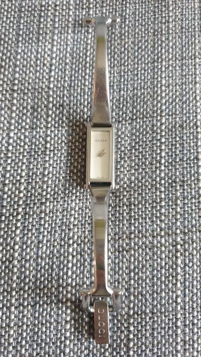 Genuine Gucci Watch 1500L