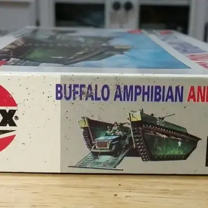 에어픽스 1/72 BUFFALO AMPHIBIAN AND JEEP