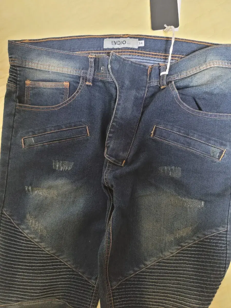 indio biker jeans new (itzy) size 34