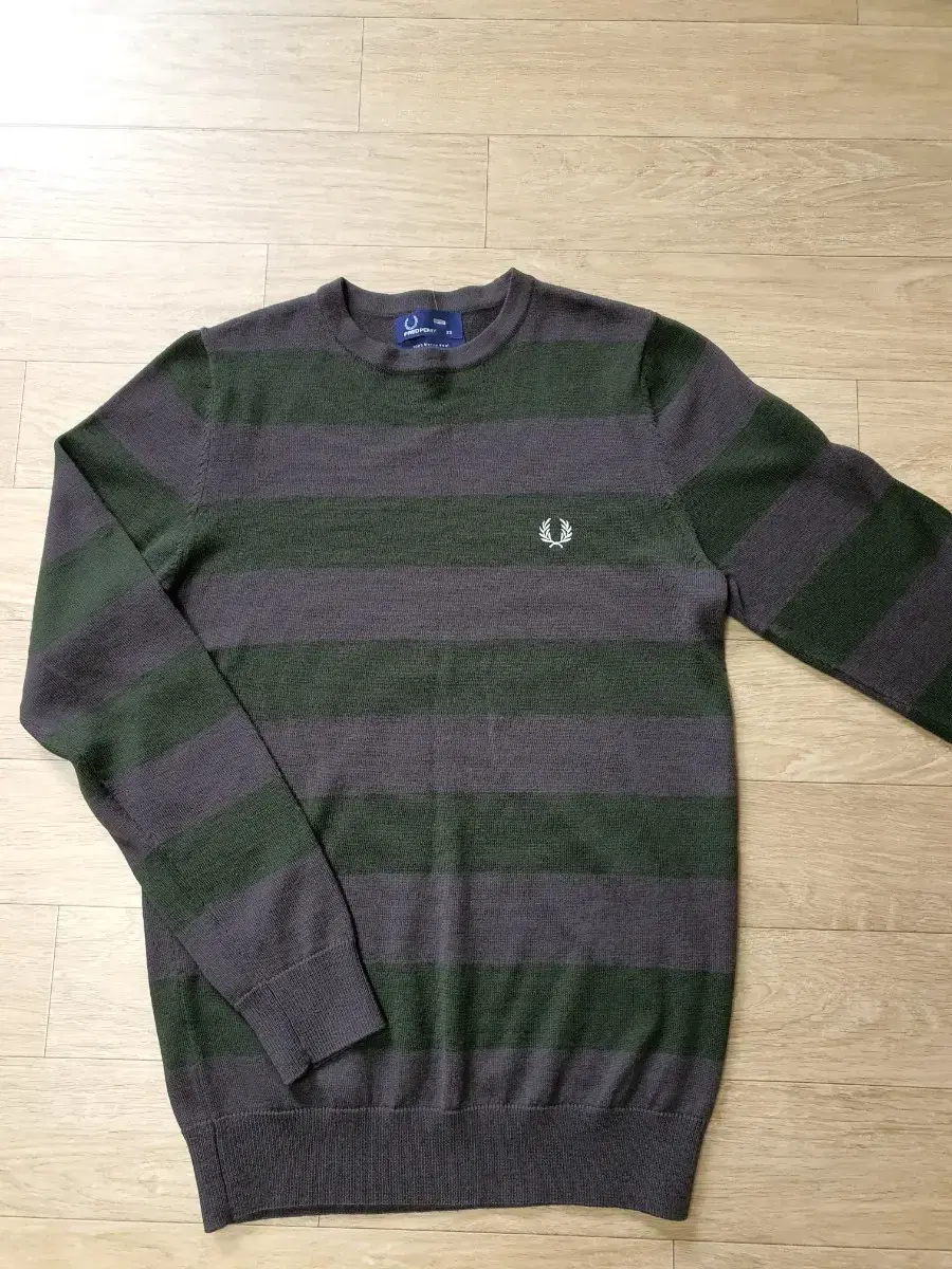 (New)Fred Perry Knit T-Shirt