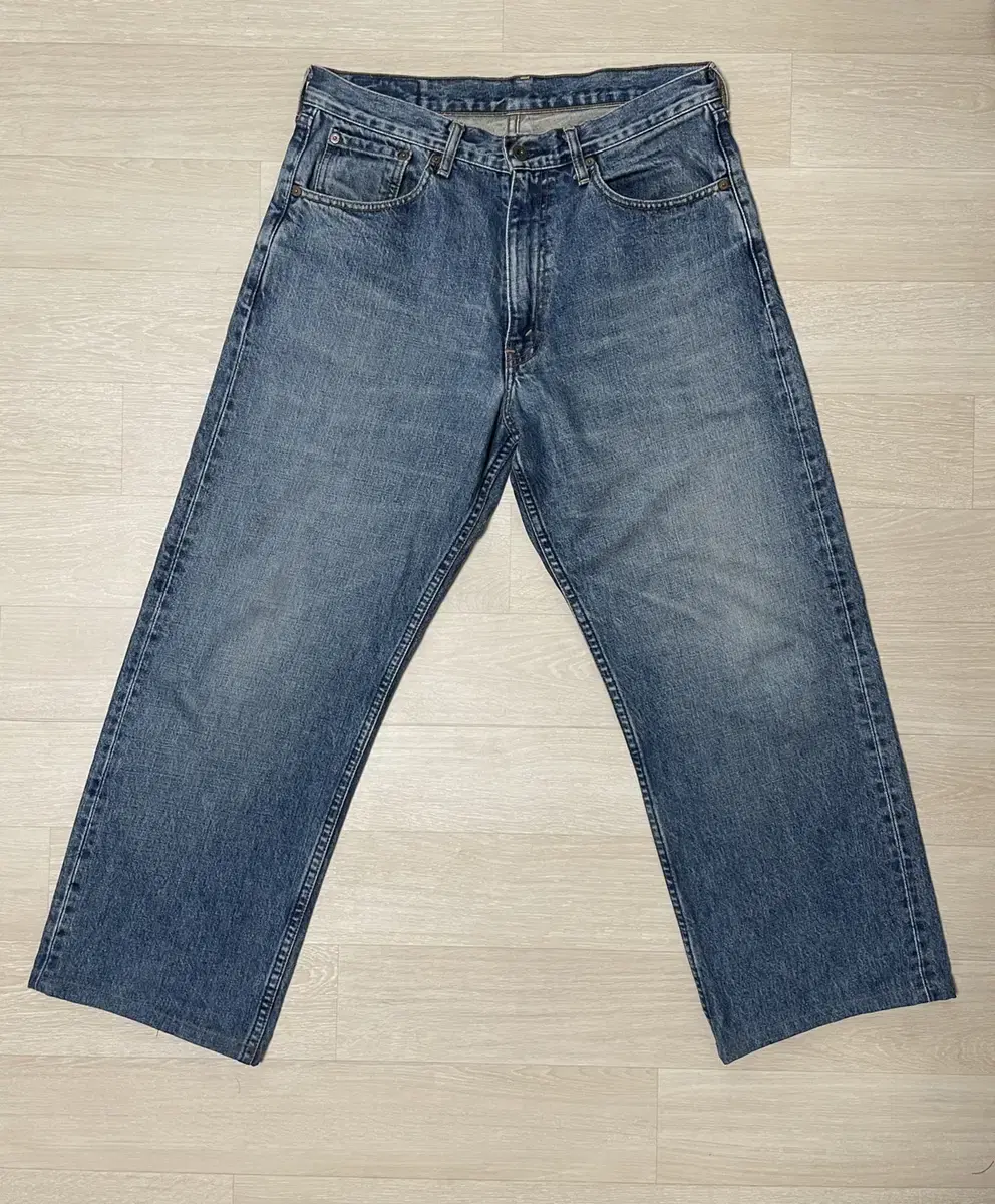 Levis 리바이스 504 Every Garment Guaranteed