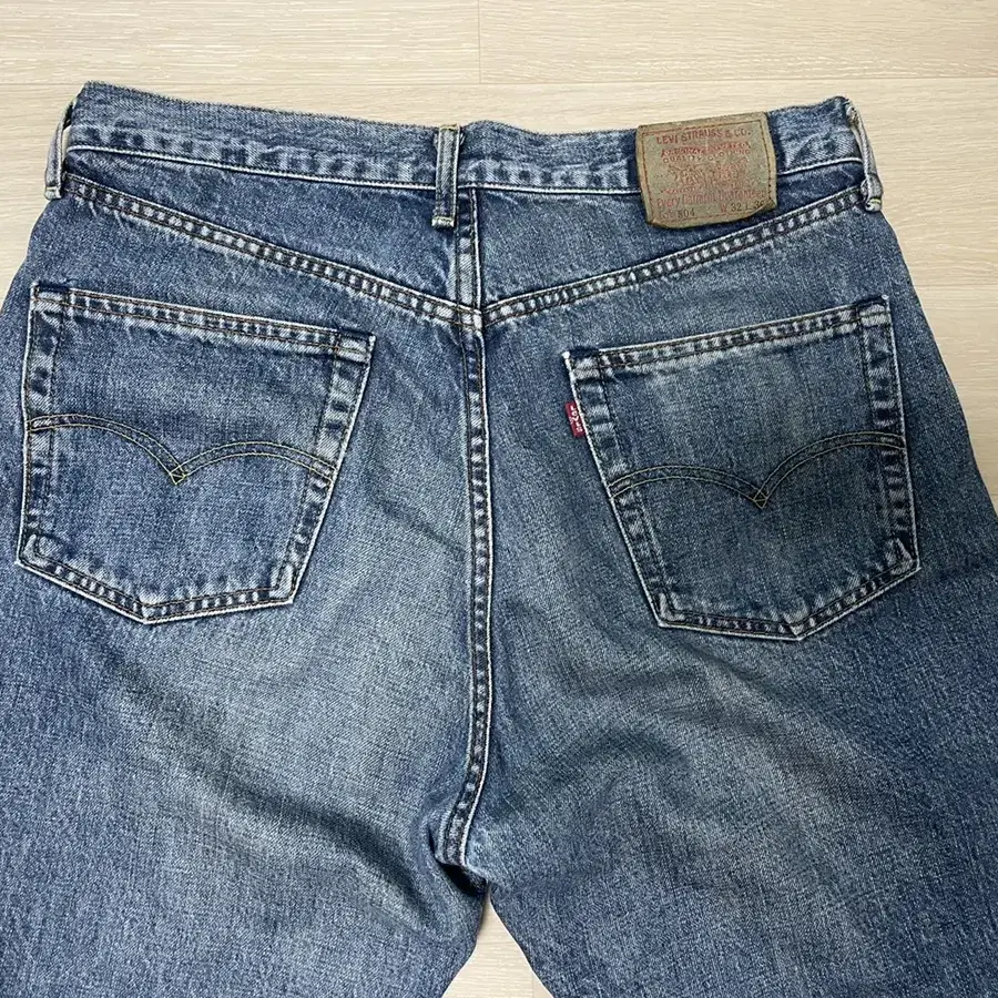 Levis 리바이스 504 Every Garment Guaranteed