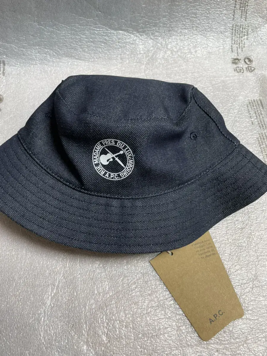 아페쎄 버킷햇 apc a.p.c.