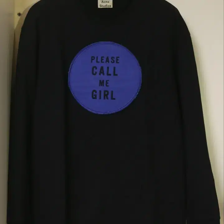 아크네 스웻셔츠 please call me girl