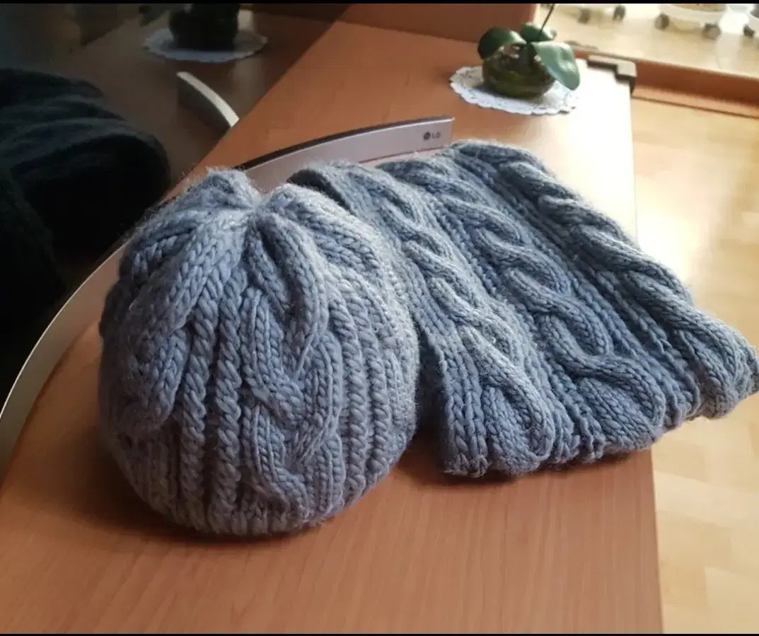 Hair cap/scarf set 