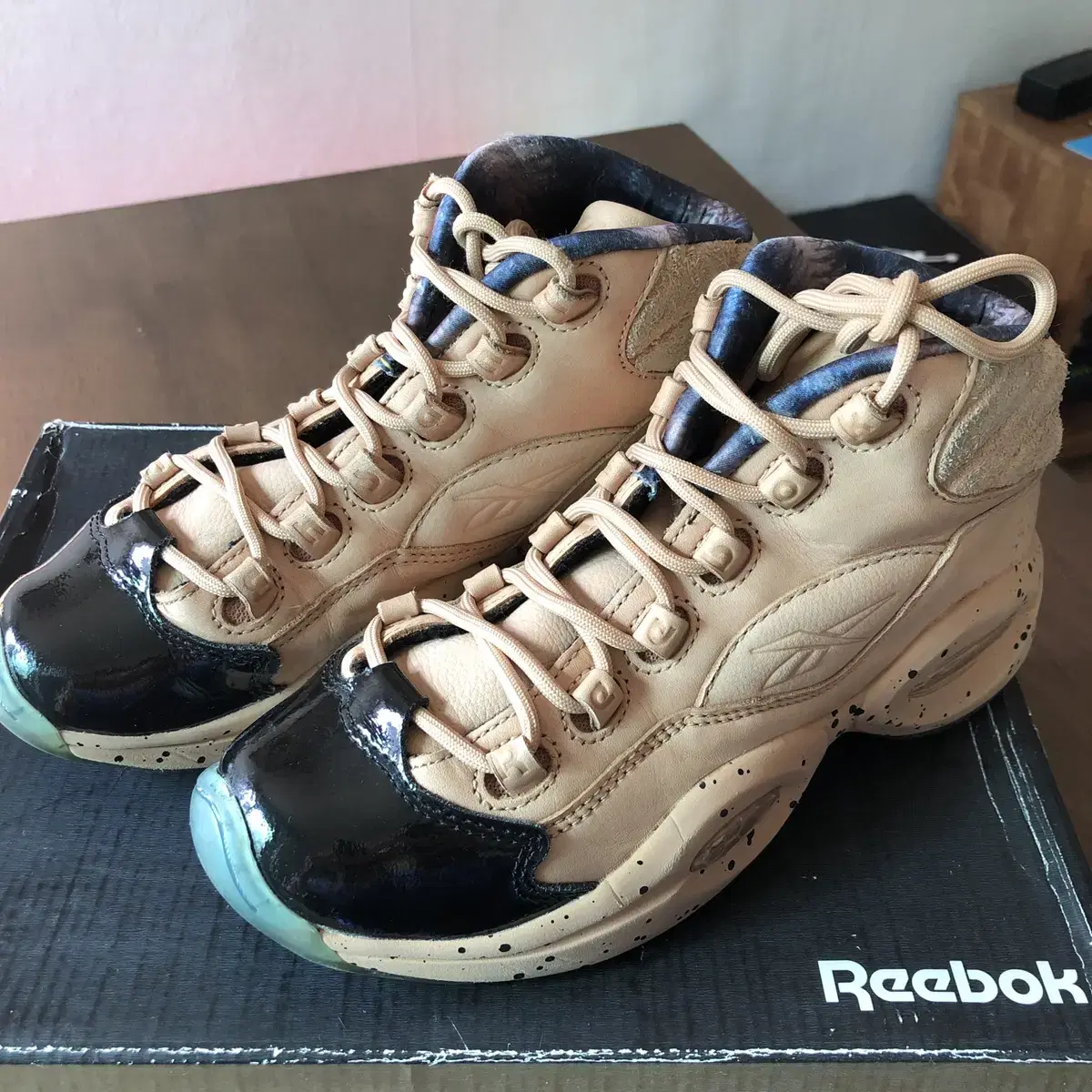 Reebok(리복) Question mid me 240