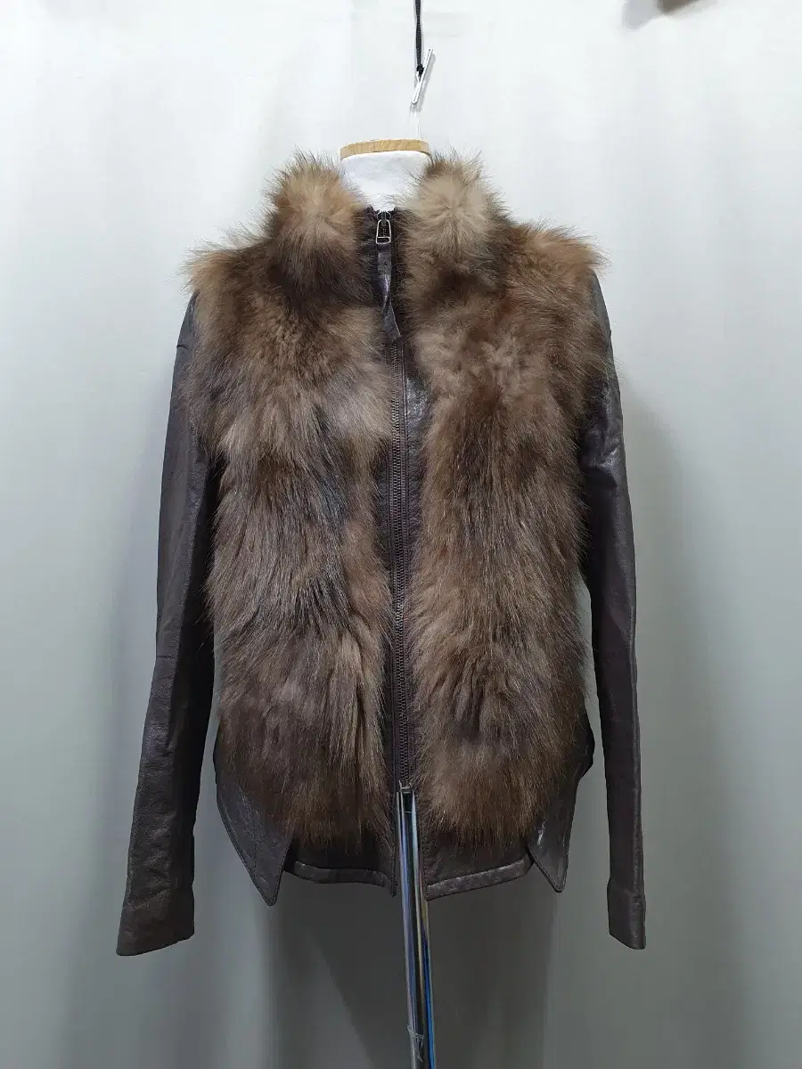 Weekend Super Special)B7058 Fox Fur Sheepskin Jacket.Rider.Fur Coat