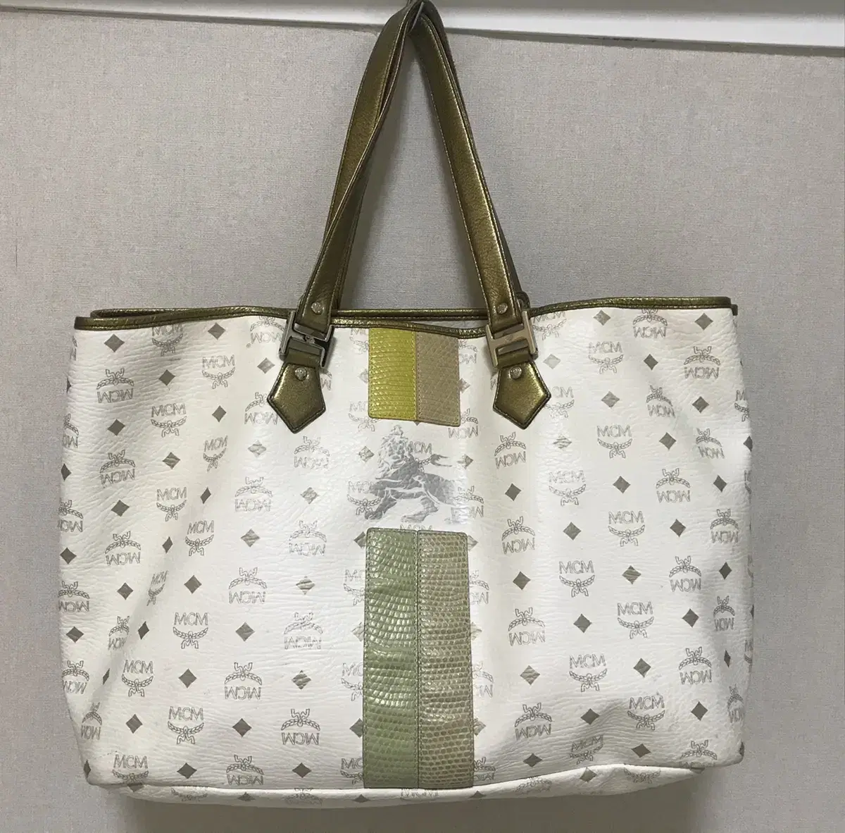 Final price) Genuine Italian MCM women's bag (really lowest price -> price drop)