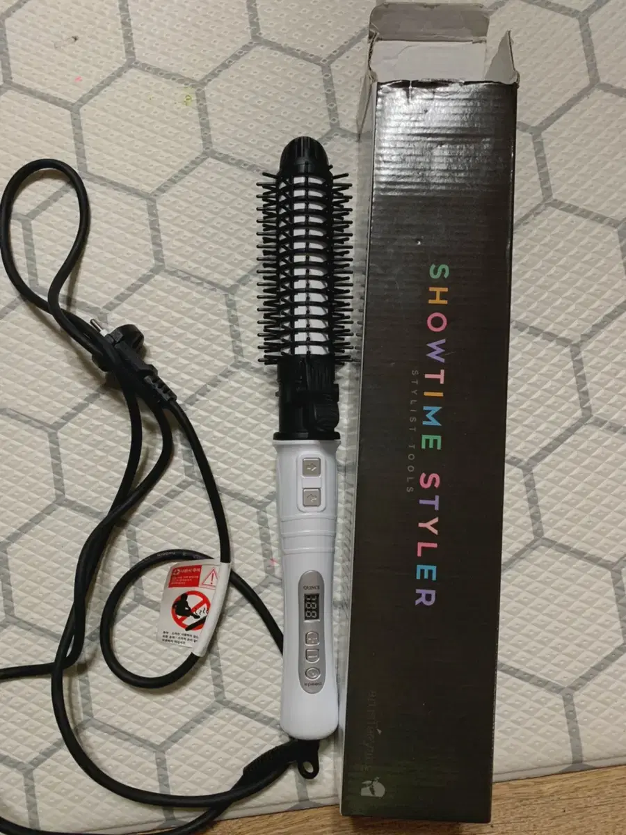 taeyang showtime volume curling iron hair styler