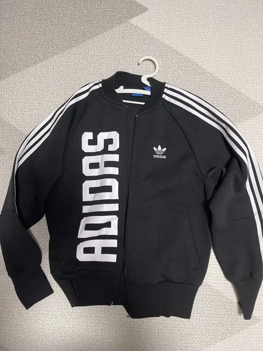 adidas ADIDAS Oversized Track Top Jersey size 85