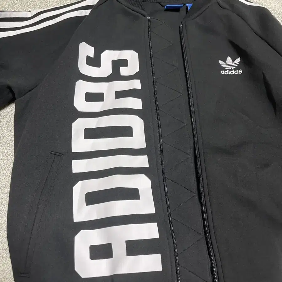 아디다스 ADIDAS 오버사이즈 트랙탑 져지 85사이즈