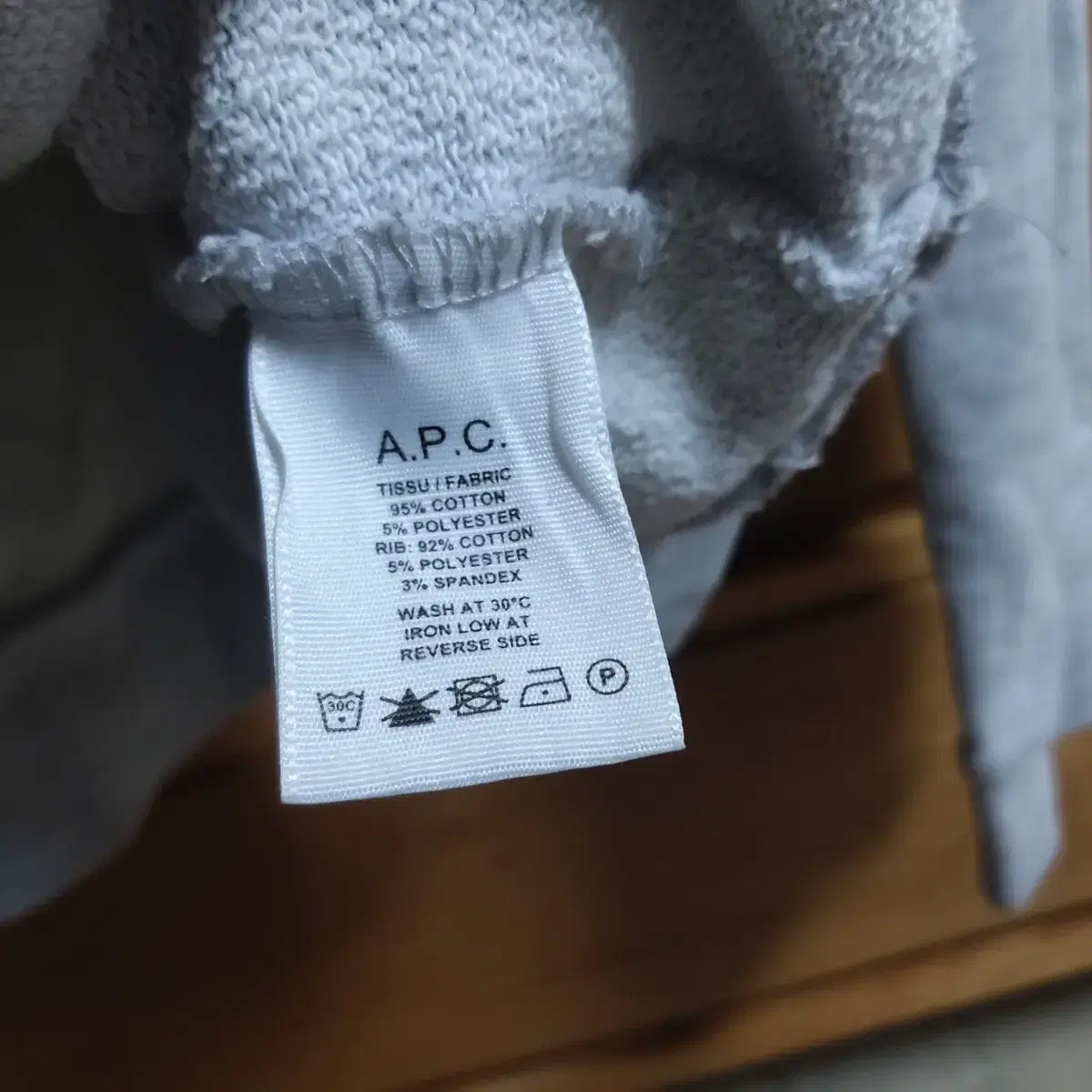 아페쎄 A.P.C U.S. 맨투맨 made in California US