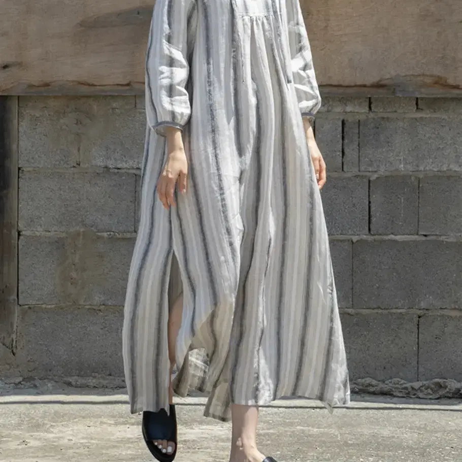 유노이아 stripe linen dress