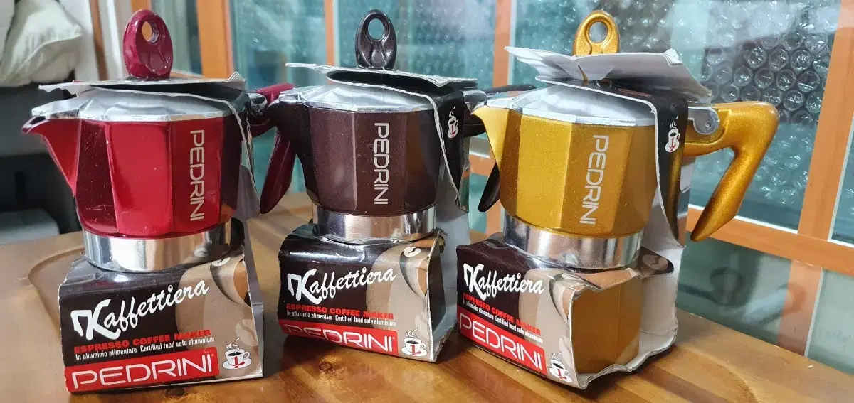 Coffee maker/Moka Pot 6 cups Pedrini-line Kaffettiera