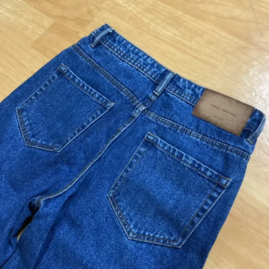 (땡처리)ZARA 페인팅 캐롯핏데님(EUR34)캐