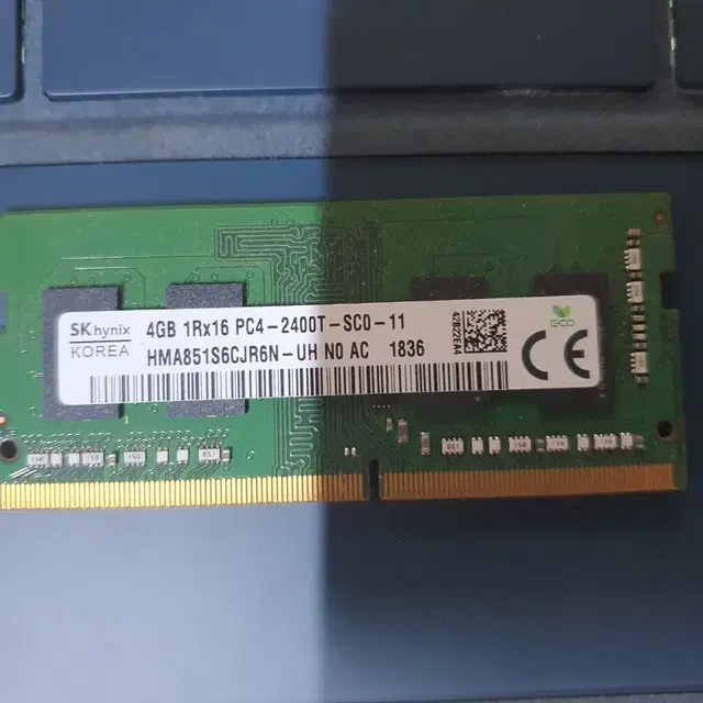 하이닉스 노트북 DDR4 4GB램 판매합니다