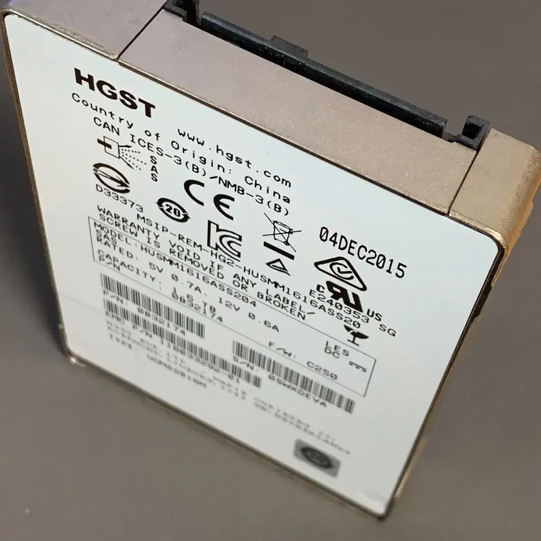 서버용 SAS SSD HGST 1.6TB HUSMM1616ASS204