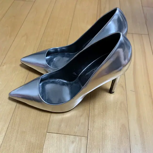 ZARA 자라 베이직 스틸레토힐 구두 실버 10cm 235 240 245