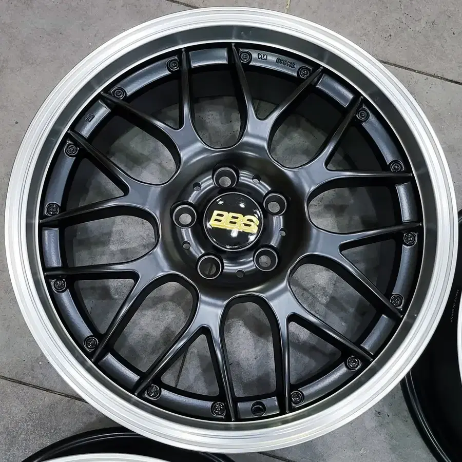 18인치 BBS RSGT.st 무광블랙폴리쉬 신품휠 1대분