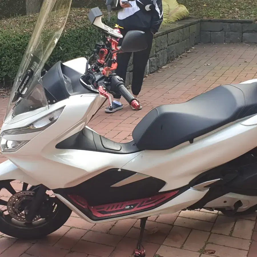 pcx 125 20년식 (마실용 대차 받아요)