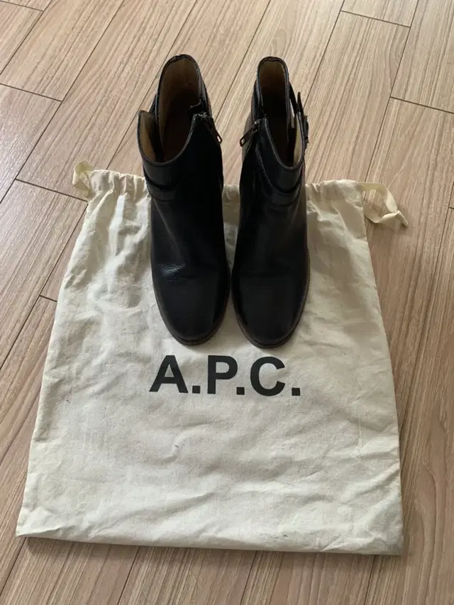 APC 부츠