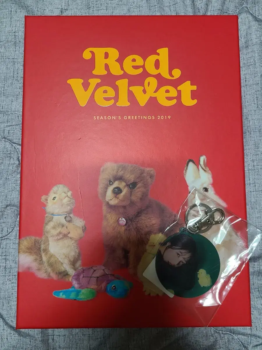 Red Velvet 2019 Season's Greetings