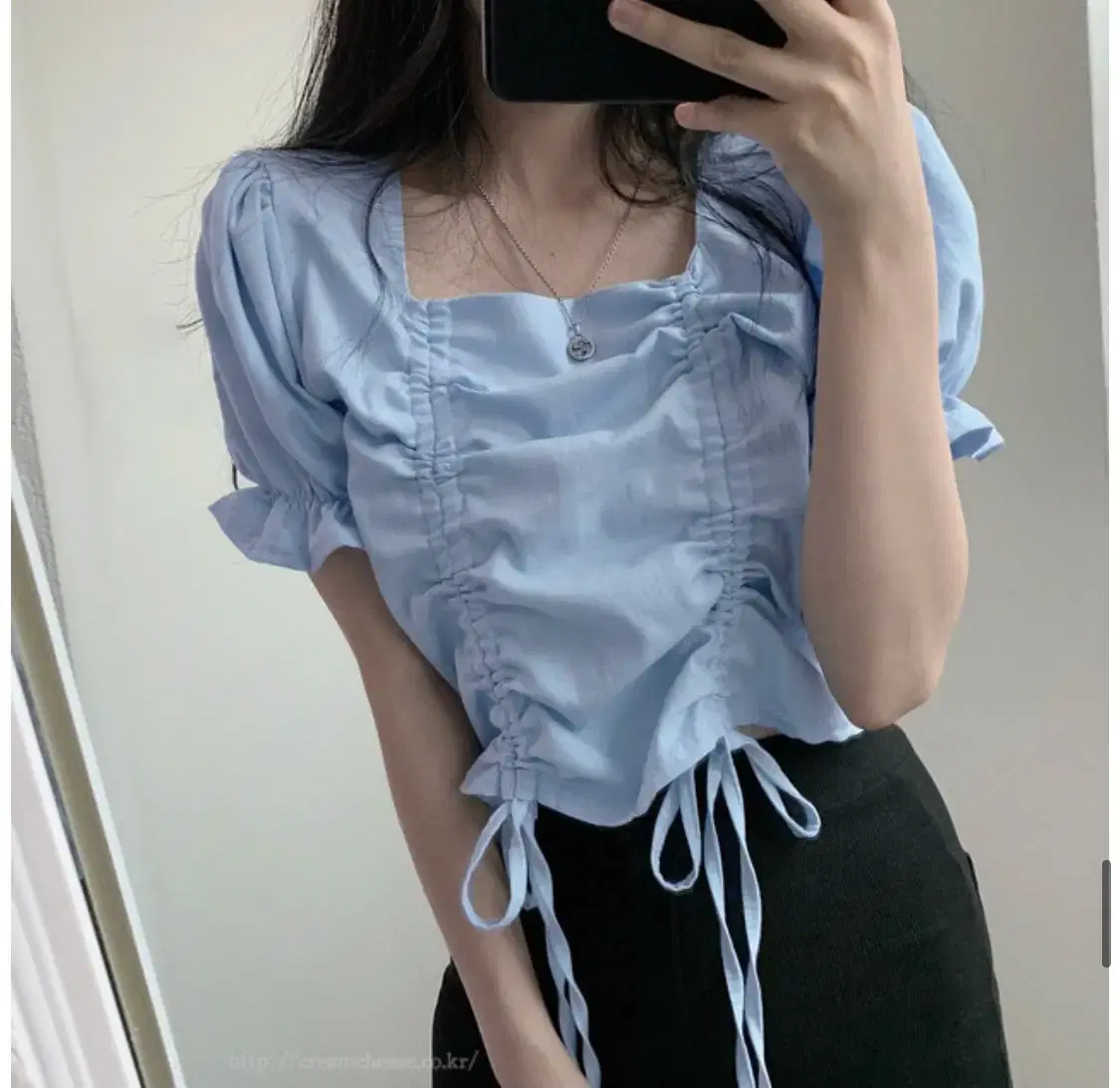 Shirred square cropped vahn