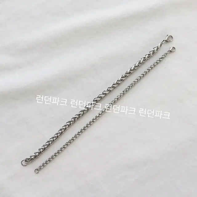 써지컬스틸 꼬임 체인팔찌 4mm / 6mm