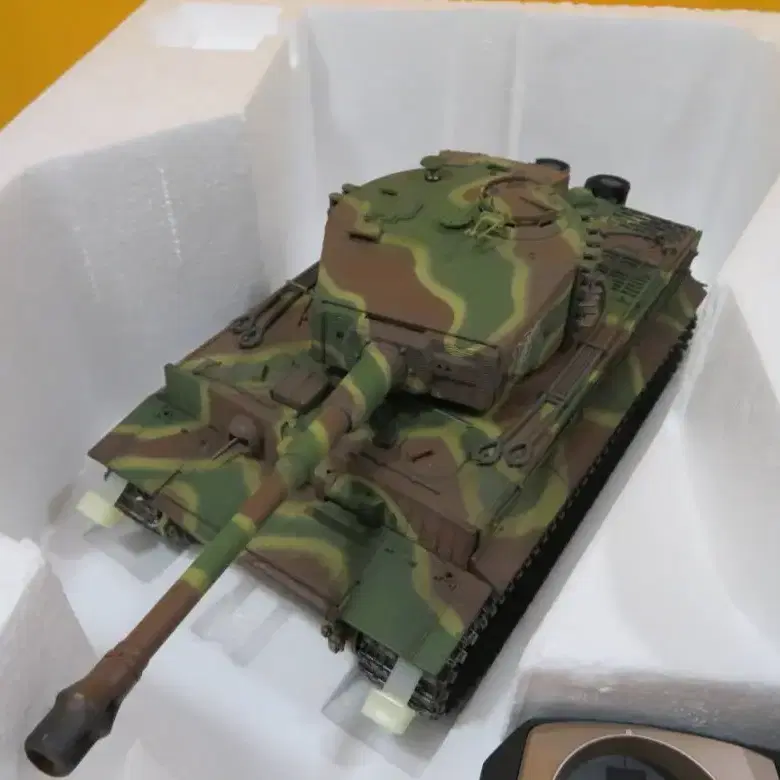 vstank tiger 1 (위장도색) (적외선)