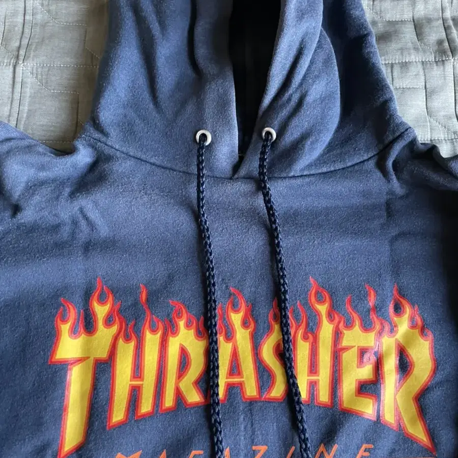 Thrasher 트레셔 불꽃 후드티 M