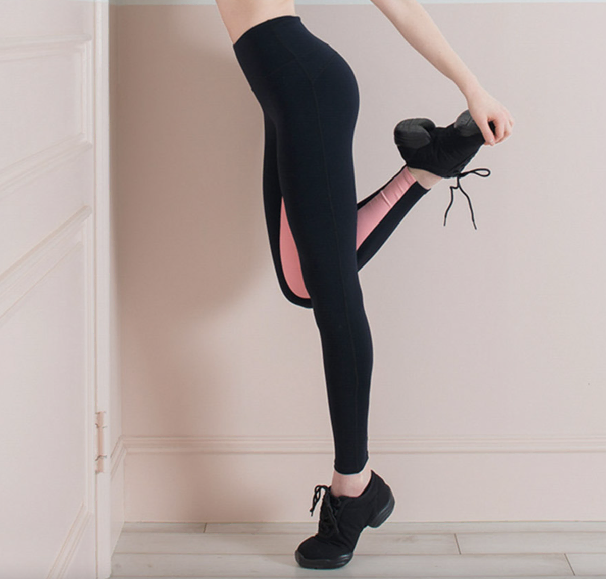 New) Black and pink leggings