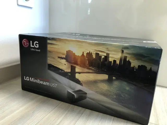 새상품 LG Minibeam UST PF1000U