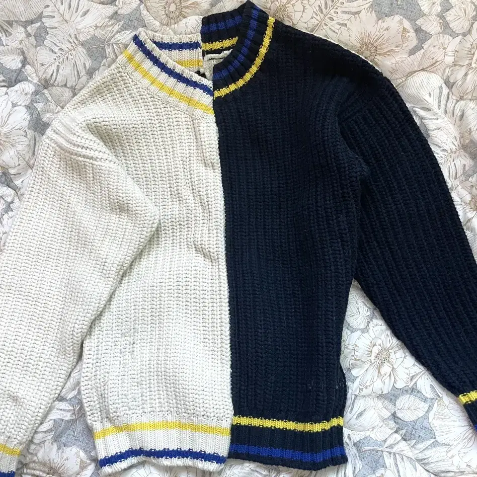 소윙바운더리스 니트 Half n knit navy