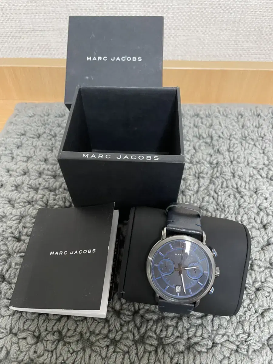 Marc Jacobs Watch (MBM5068)