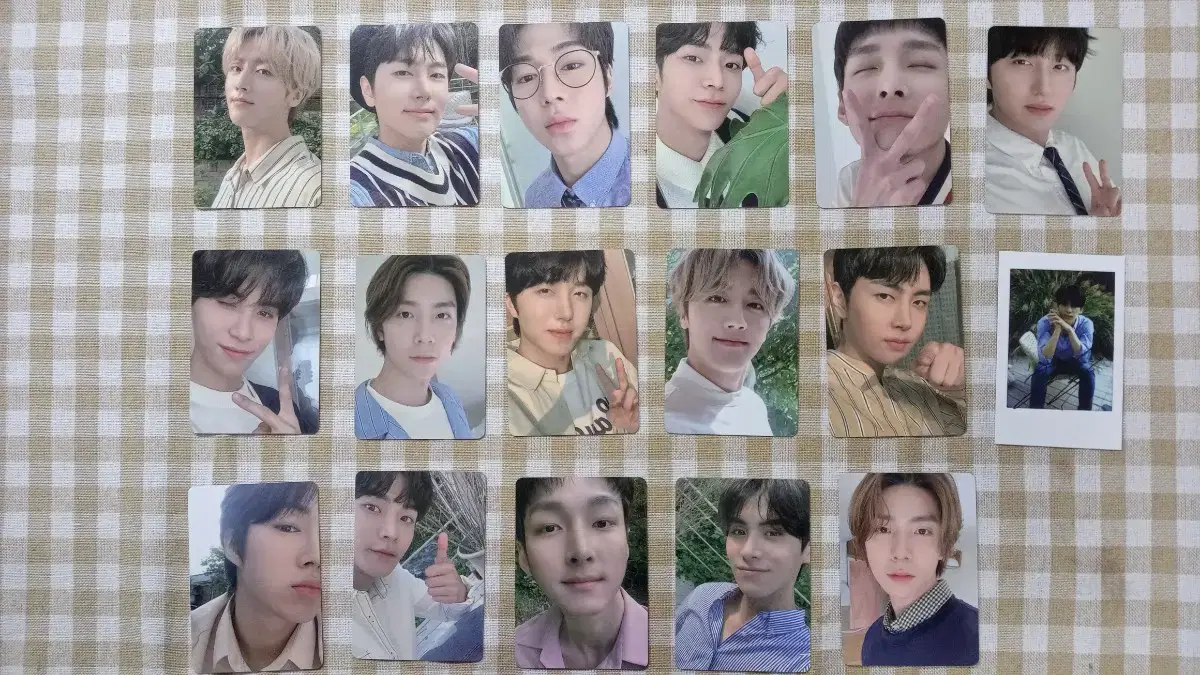 SF9 2020 Season's Greetings Photocard Sale