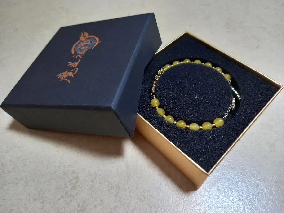 Madojo Jo Nanling Keum natural sujeong bracelet