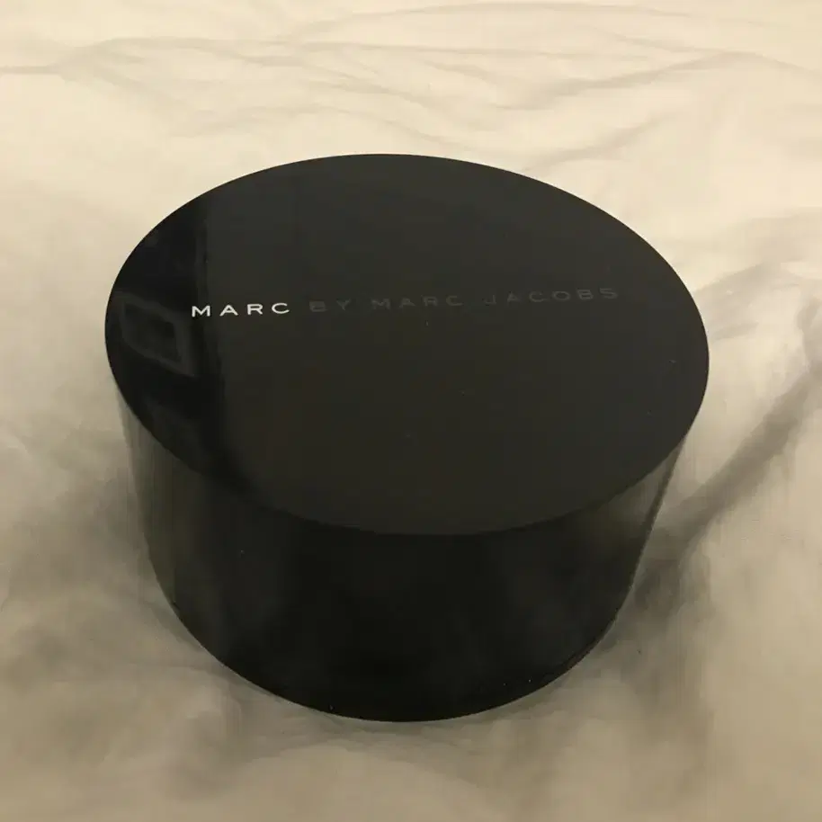 Marc Jacobs 마크 제이콥스 레더 워치 (화이트)