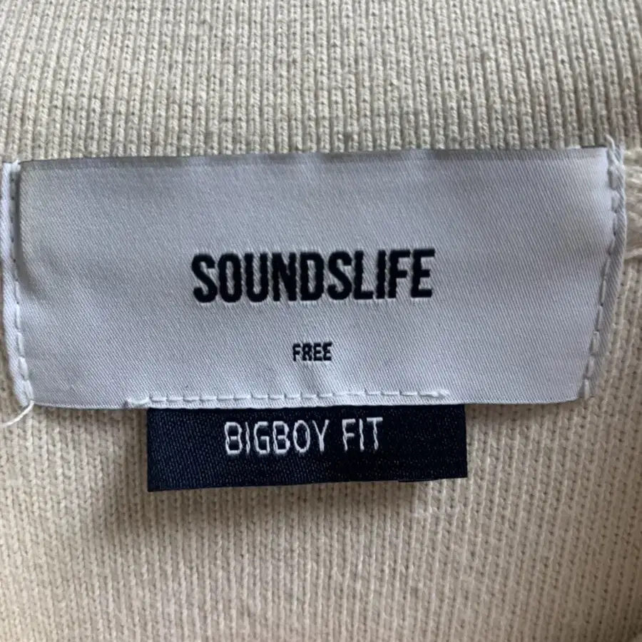 사운즈라이프 polo shirt big boy fit off white