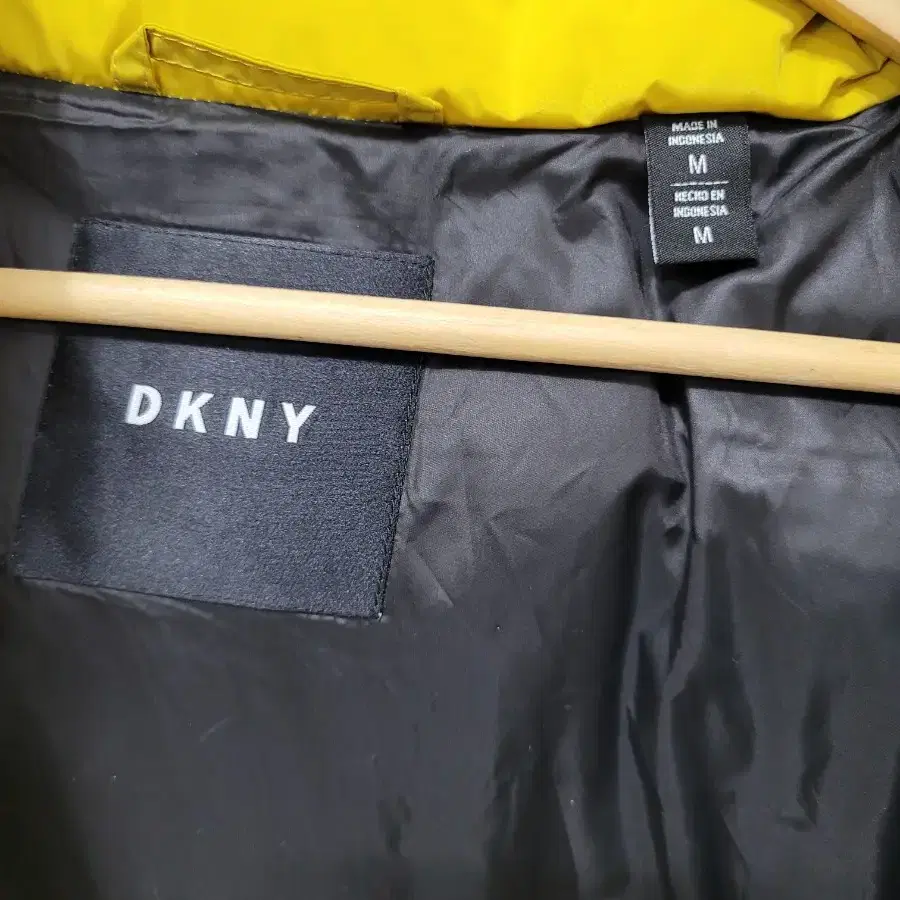 DKNY 패딩점퍼