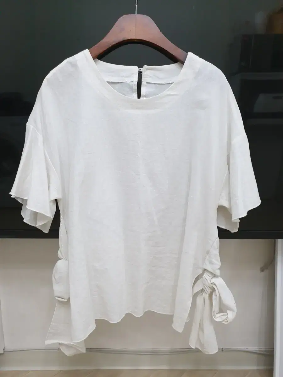 One-time wearLinen blouse40,000 pieces