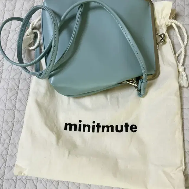 mini coind bag 미닛뮤트 스카이블루