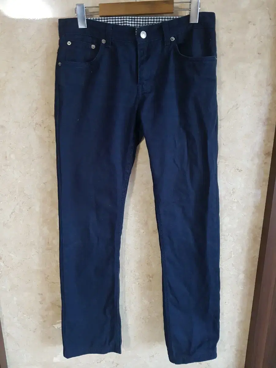 Navy straight-legged cotton pants