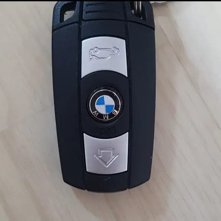 BMW 키 로고 체인지 알루미늄 스티커