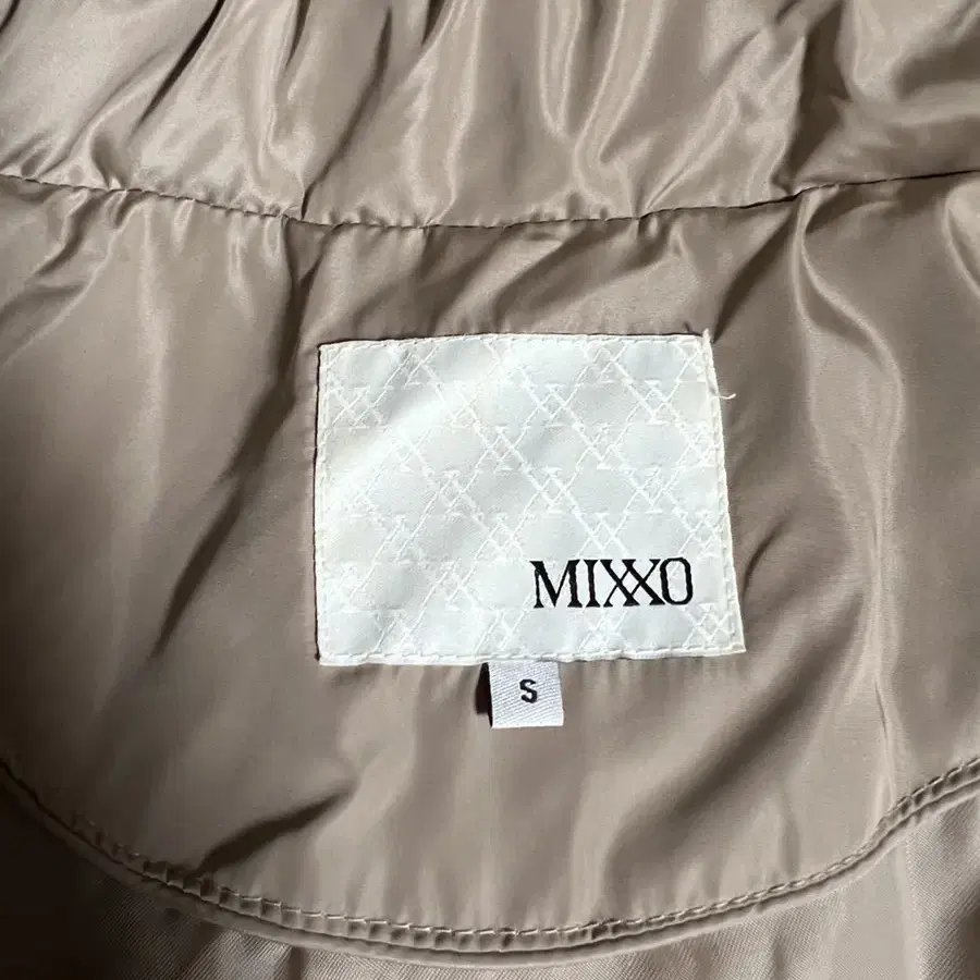 가성비 갑!! mixxo 겨울점퍼