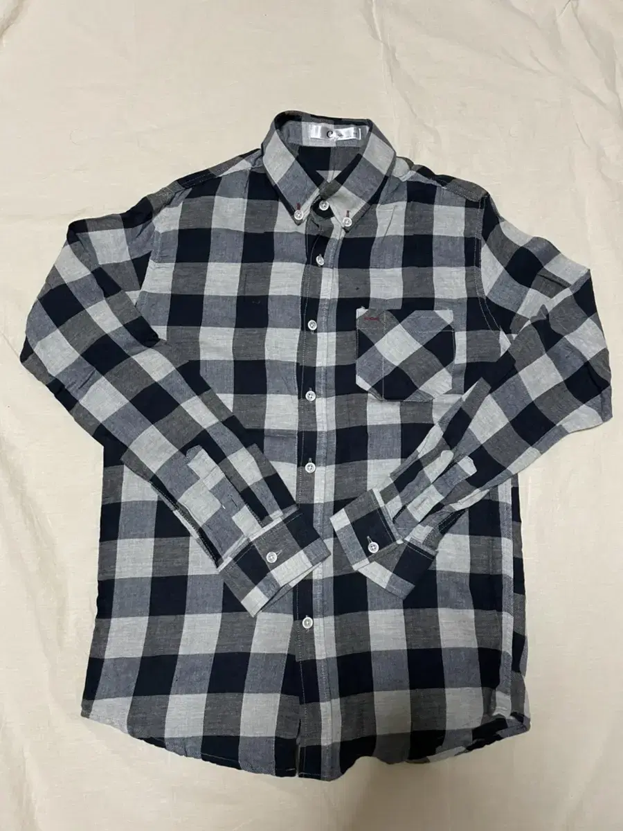 Men's slim-fit navy gray square checkered patterned shirtMen