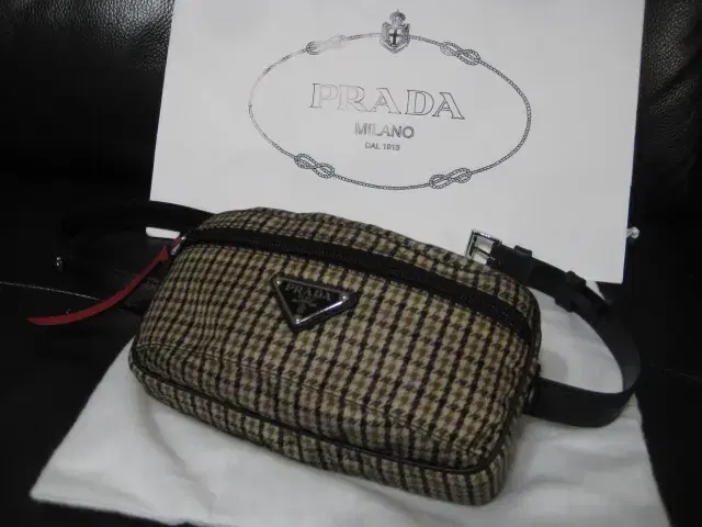 프라다 PRADA / 한정판 벨트백