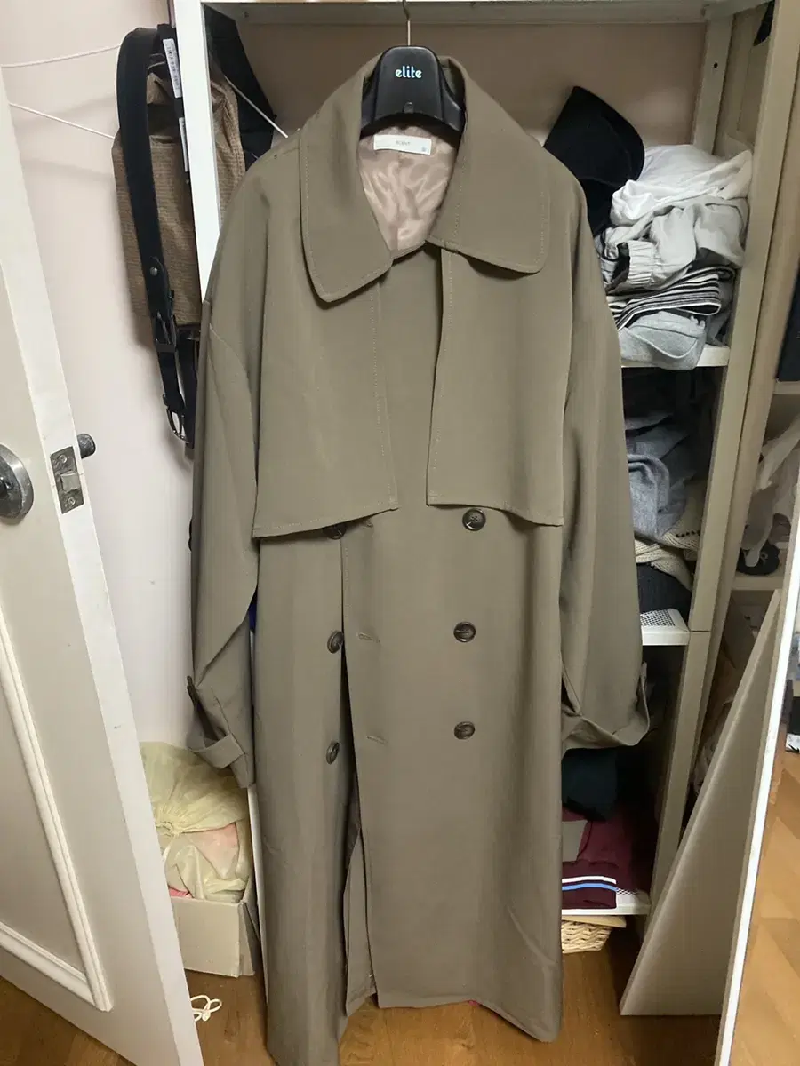 OnTrust Trench Coat Beige